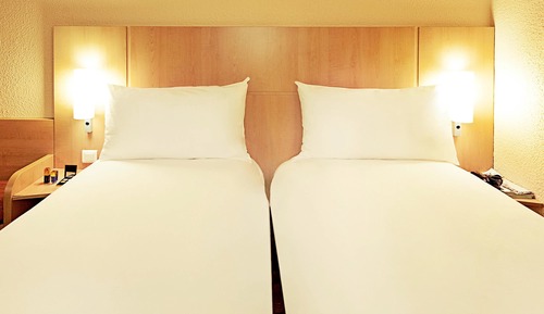 Chambre Standard, 2 lits une place