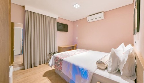 Chambre Confort, 1 grand lit