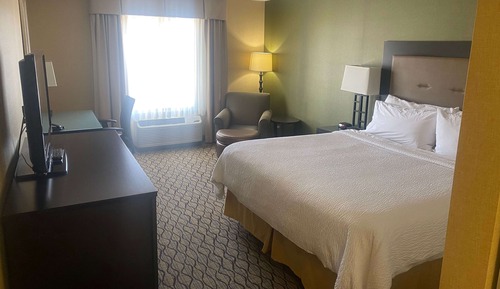Chambre, 1 très grand lit, non-fumeurs (Mobility/hearing, Roll-in Shower)