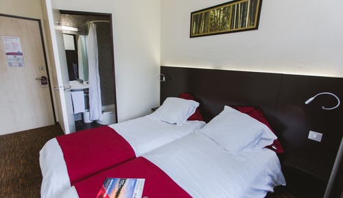 Chambre Standard, 2 lits une place