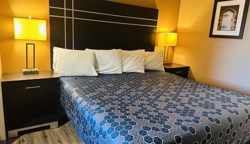 Room, 1 King Bed with Sofa bed, Accessible - Fully Refundable