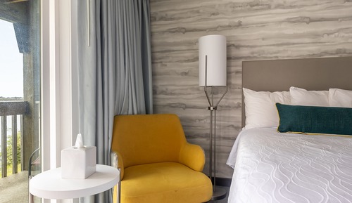Chambre Deluxe, 1 très grand lit, vue fleuve