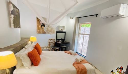Chambre Standard, 1 grand lit, salle de bains attenante