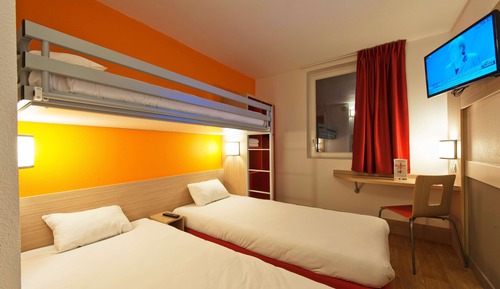 Chambre Standard, 3 lits une place