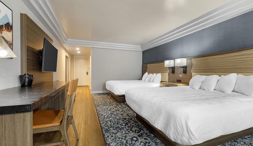 Chambre Standard, 2 grands lits, accessible aux personnes à mobilité réduite, baignoire