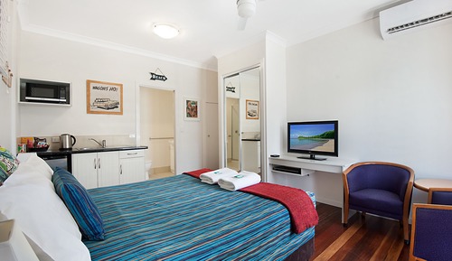 Studio Standard, 1 grand lit