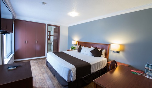Chambre Standard, 1 très grand lit