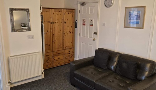 Chambre Double (Room 6 - 2nd Floor)