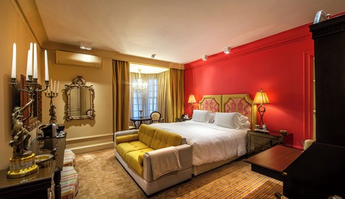 Chambre Luxe, 1 très grand lit, vue vallée