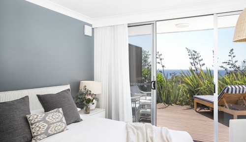 1 très grand lit king-size, Avec accès au spa