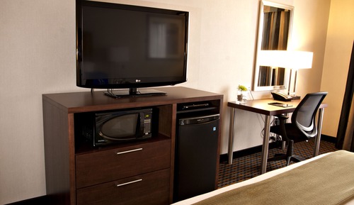 Chambre Standard, 1 très grand lit, accessible aux personnes à mobilité réduite (Accessible Tub)