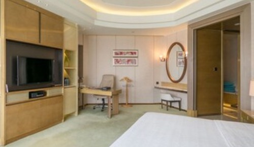 Suite Studio, 1 très grand lit, vue établissement