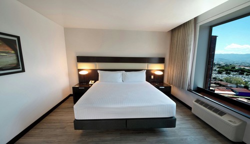 Chambre Deluxe, 1 très grand lit, non-fumeurs