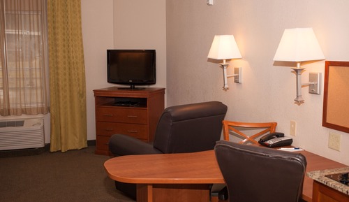 Suite, 1 très grand lit, accessible aux personnes à mobilité réduite (Mobility Tub)