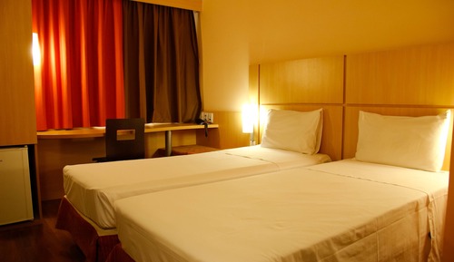Chambre Standard, 2 lits une place