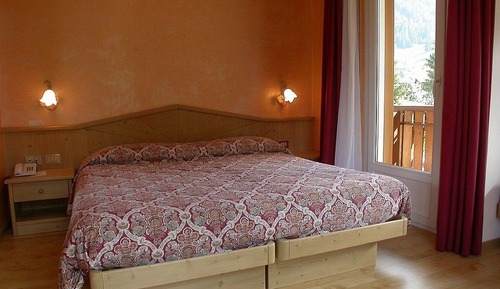 Chambre Standard Double ou avec lits jumeaux