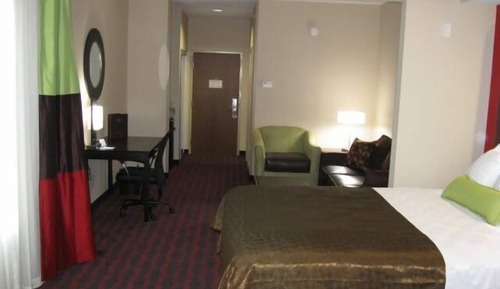Suite, 1 très grand lit, accessible aux personnes à mobilité réduite, baignoire (with Sofabed)