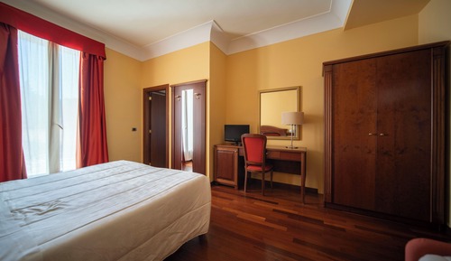 Chambre Supérieure Double ou avec lits jumeaux, terrasse