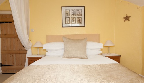 Chambre Double Supérieure, salle de bains privée, vue jardin