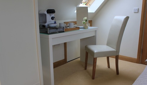 Chambre Double Luxe, salle de bains attenante, vue jardin (Orchard Suite)