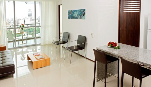 Appartement, 1 grand lit, coin cuisine (ApartaJunior Queen Bed Non Smoking)