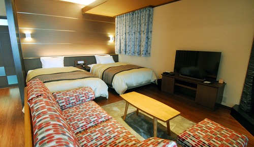 Chambre Deluxe avec lits jumeaux, non-fumeurs (with indoor hot springs)