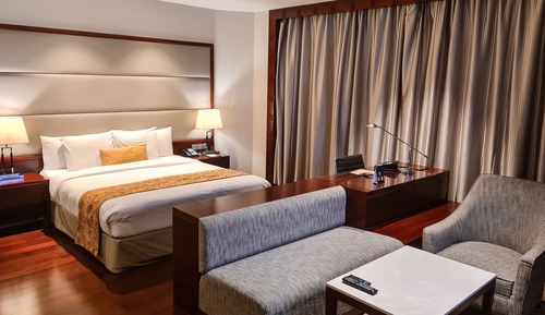 Chambre Standard, 1 très grand lit, accessible aux personnes à mobilité réduite