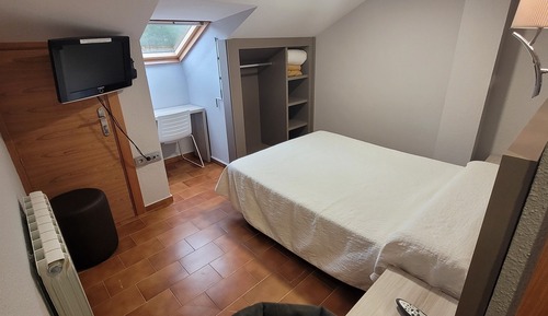 Chambre Économique Double ou avec lits jumeaux, vue montagne
