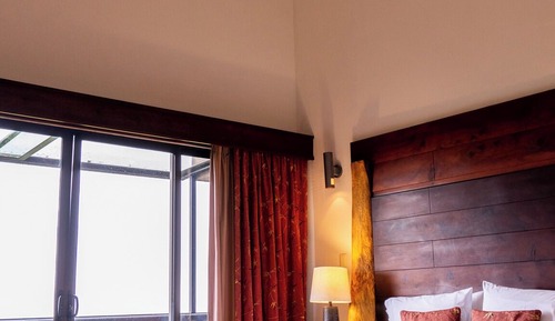 Chambre Supérieure, balcon, vue montagne
