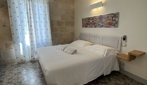 Appartement Panoramique, 2 chambres, 2 salles de bains, dans les dépendances