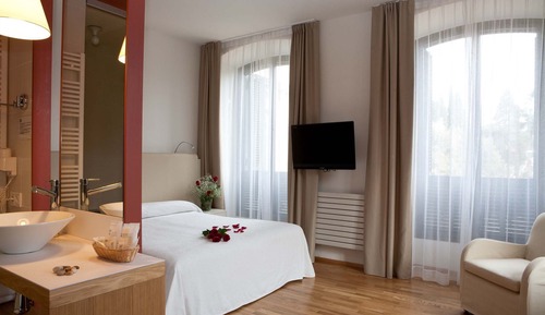 Chambre Double Supérieure, vue jardin