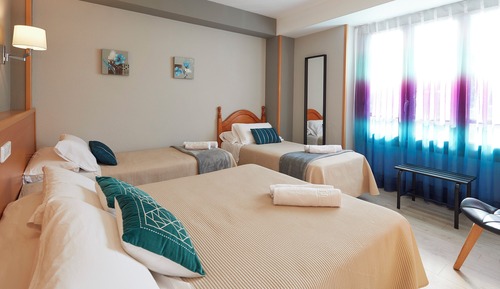 Chambre Familiale (2 adults + 2 children)