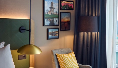 Chambre, 1 très grand lit