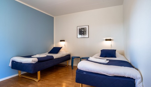 Chambre Double, 2 lits une place