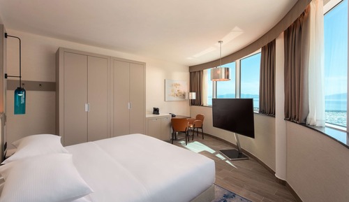 Chambre Exécutive, 1 très grand lit
