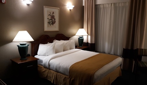 Chambre, 1 grand lit, accessible aux personnes à mobilité réduite