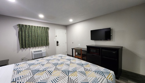 Chambre, 1 grand lit, accessible aux personnes à mobilité réduite, non-fumeurs