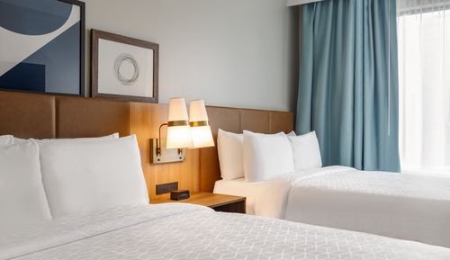 Suite Studio, 2 grands lits, accessible aux personnes à mobilité réduite, cuisine (Roll-In Shower)