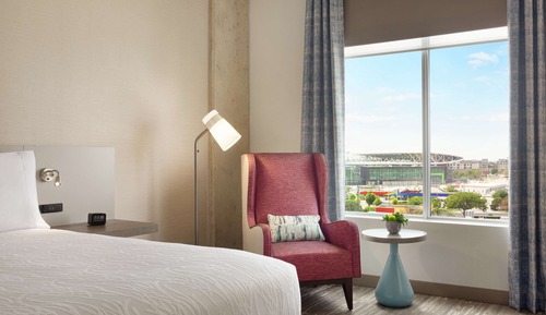 Chambre, 1 très grand lit