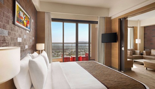 Suite Exécutive, non-fumeurs, balcon (Living Room, City or Garden View)