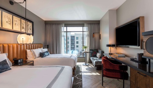 Chambre, 2 grands lits