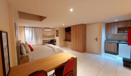 Chambre Double Présidentielle, vue piscine