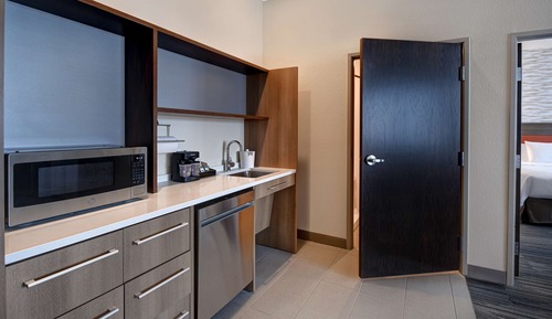 Suite, 2 grands lits, accessible aux personnes à mobilité réduite, baignoire