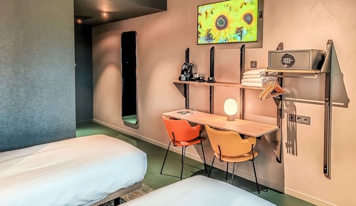 Chambre Affaires, 2 lits une place, non-fumeurs