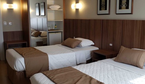 Chambre Supérieure avec lits jumeaux