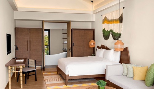 Grand Pool Villa