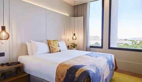 Chambre Deluxe, 1 très grand lit