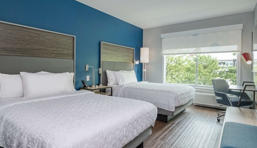 Chambre, 2 grands lits