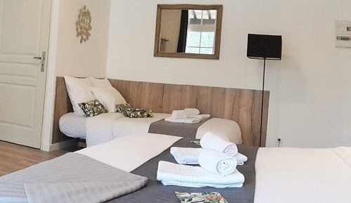 Chambre Quadruple Familiale, plusieurs lits, terrasse