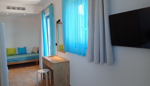 Studio Familial, balcon, vue mer
